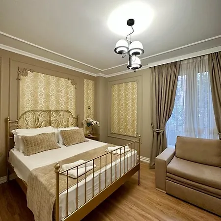 Rose Boutique Тирана