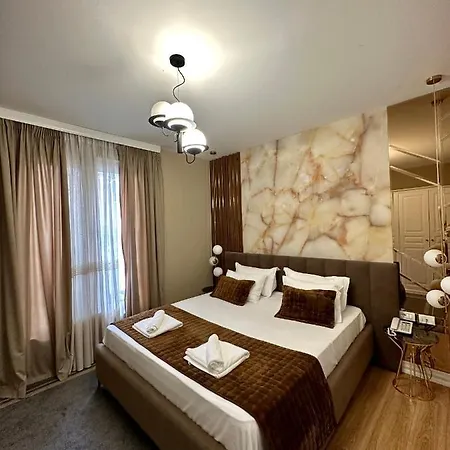 Rose Boutique Τίρανα